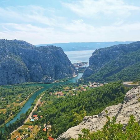Apartament Green Valley Omis Exterior photo