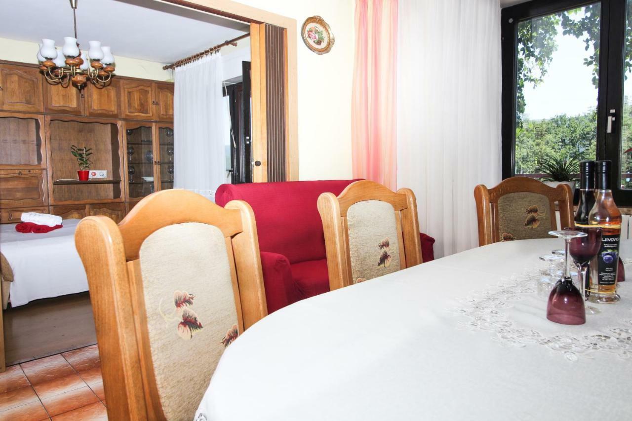 Apartament Green Valley Omis Exterior photo