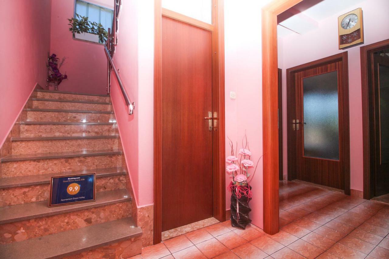 Apartament Green Valley Omis Exterior photo