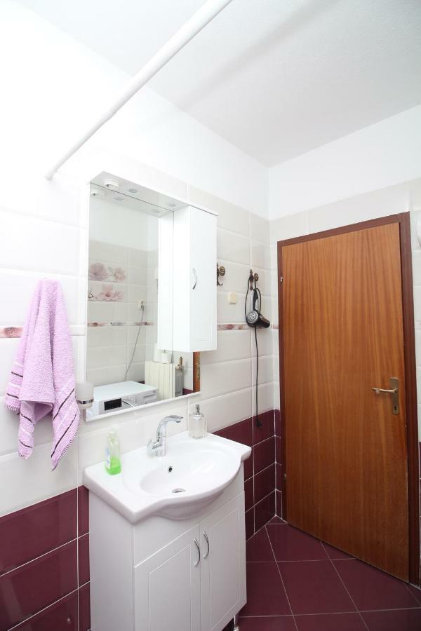 Apartament Green Valley Omis Exterior photo